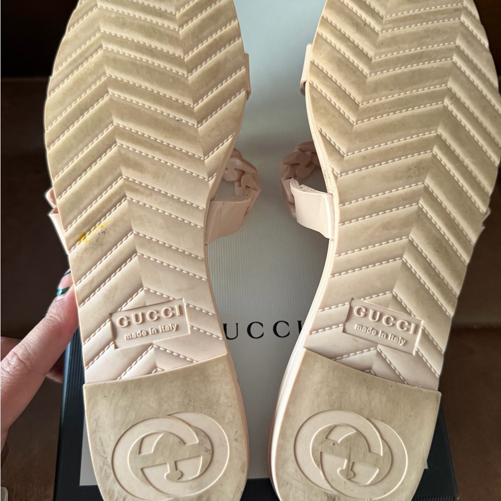Gucci Blush Braided Slide Sandals - Picture 3 of 3